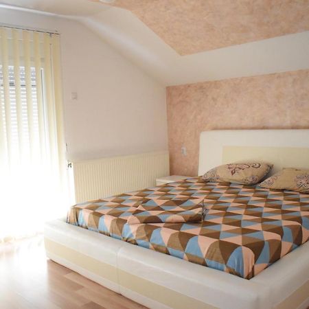 Apartments Holiday Βράνιε Εξωτερικό φωτογραφία