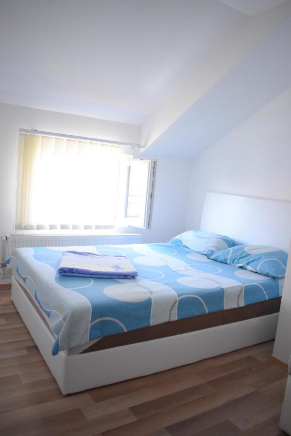 Apartments Holiday Βράνιε Εξωτερικό φωτογραφία