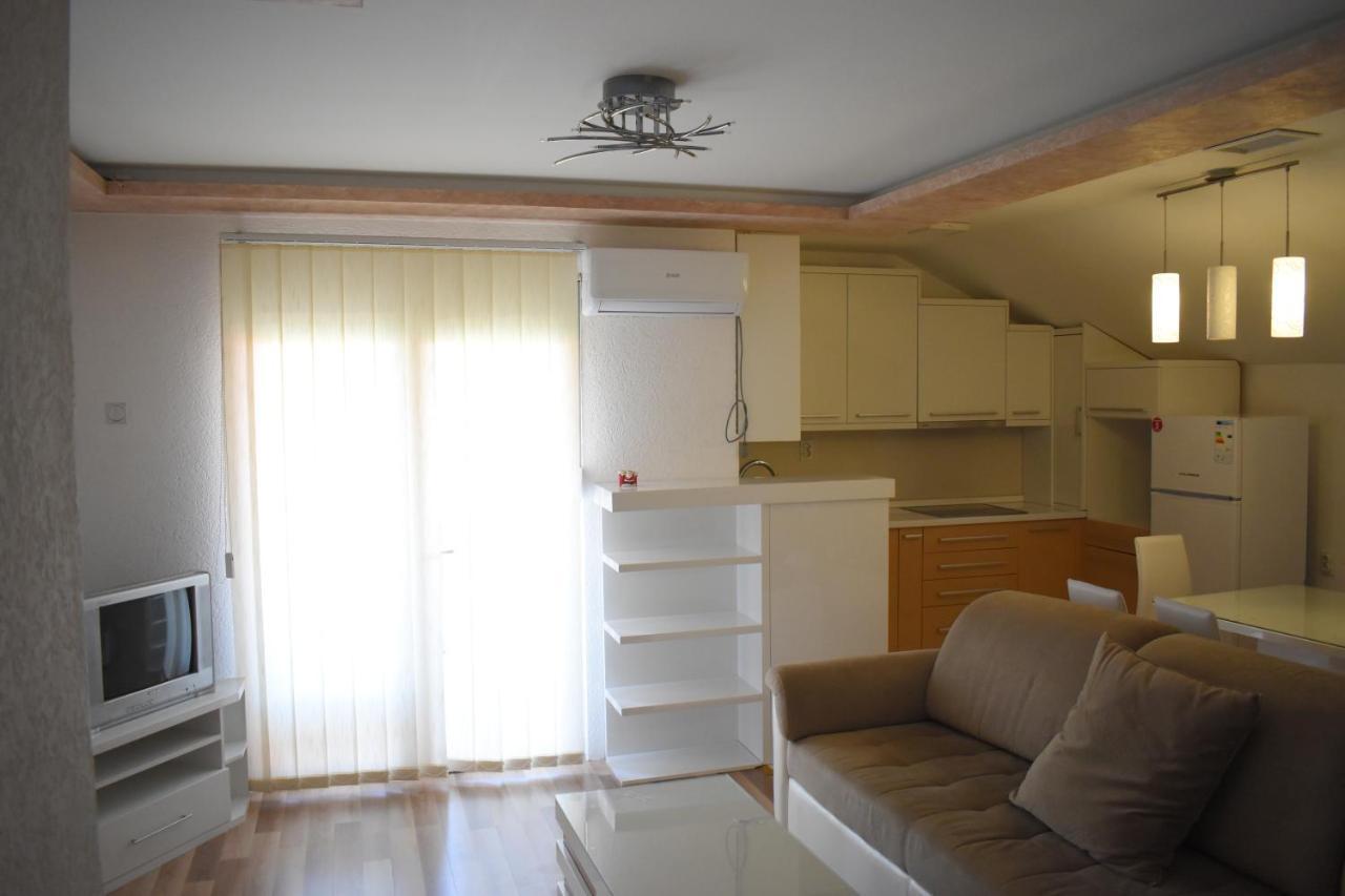 Apartments Holiday Βράνιε Εξωτερικό φωτογραφία