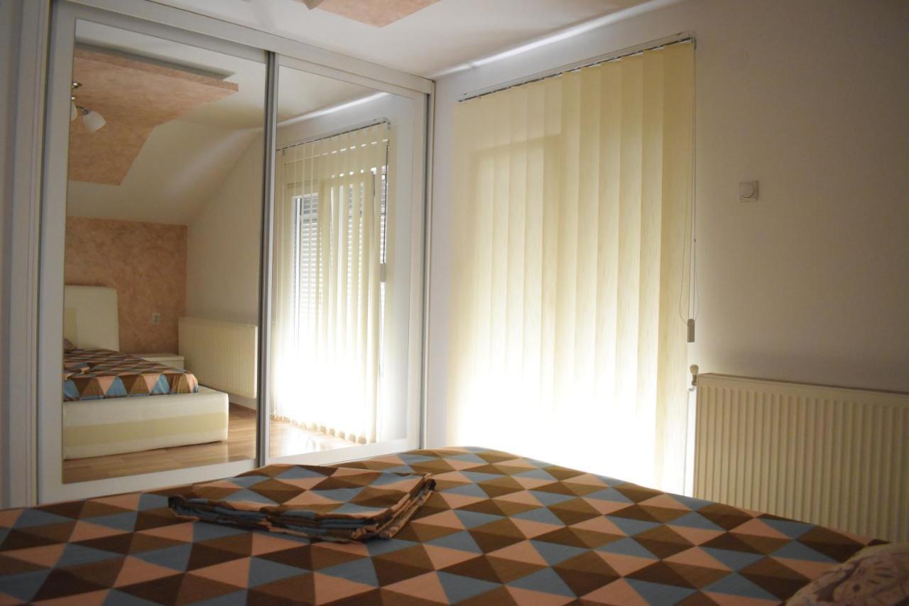 Apartments Holiday Βράνιε Εξωτερικό φωτογραφία