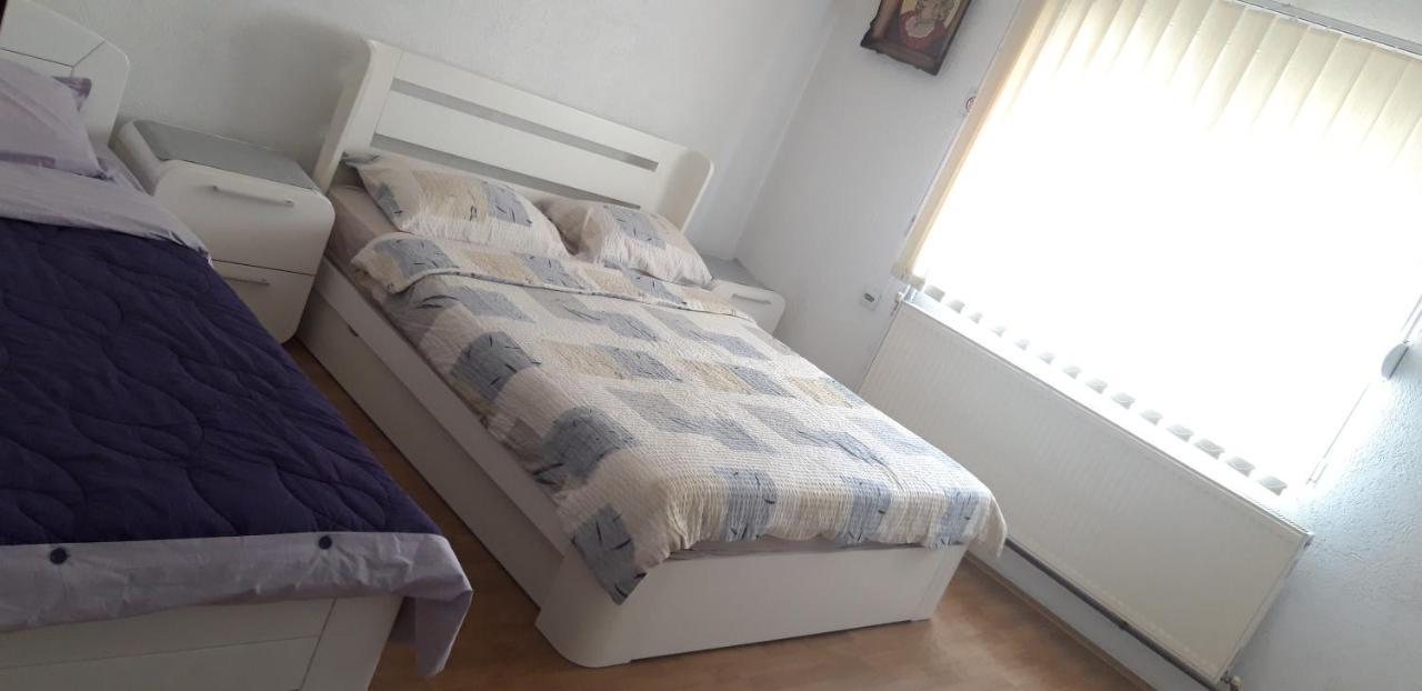 Apartments Holiday Βράνιε Εξωτερικό φωτογραφία